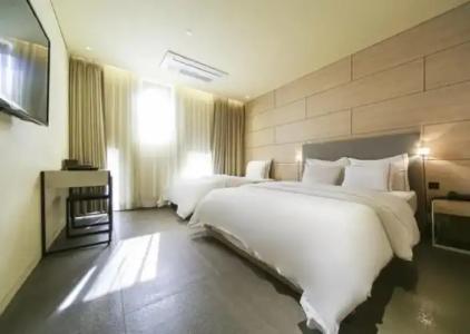 The Designers Jongro - 90