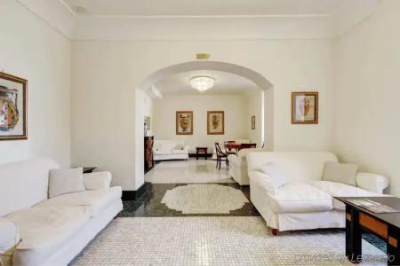 Grand Des Etrangers - 12