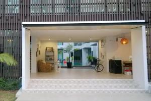 Good Day Phuket Hotel, Пхукет Таун