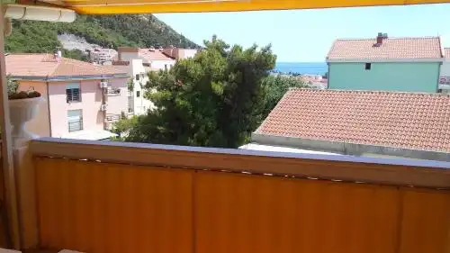Holiday Home & Micanovic - 9