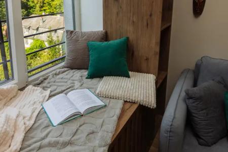 на тенистой аллее - 9