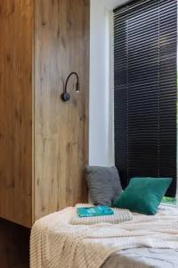 на тенистой аллее - 18