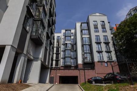 на тенистой аллее - 45