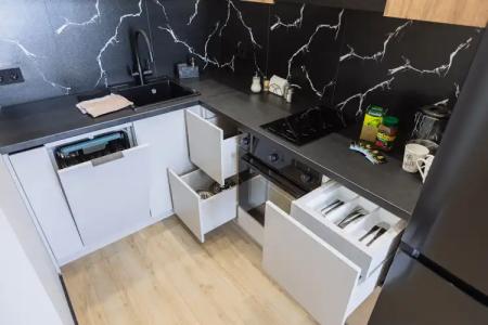 на тенистой аллее - 33