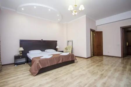 Luxury House - 135