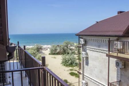 Luxury House - 105