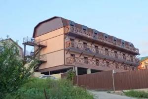 Гостевой дом на ул. Дорожник 125, Агой