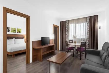 Hilton Garden Inn Málaga - 4