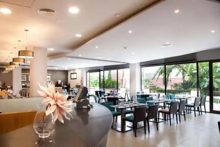 Hilton Garden Inn Málaga - 20