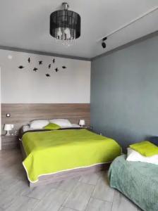 Октябрьская - 16