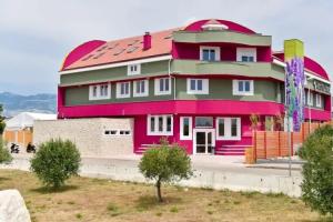 Hostel Zrće, Новаля