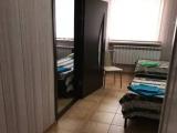 Односпальная кровать в общем 6-местном номере для мужчин и женщин