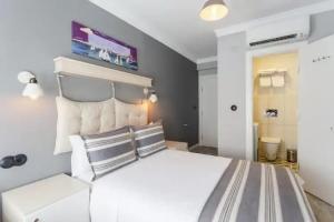 Отель «Ayapetro», Бозджаада