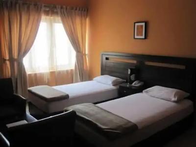 Amwaj Suites - 3
