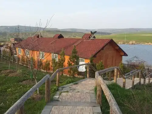 Qobuland - 4