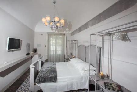 Palazzo Conti Camere & Suites - 14