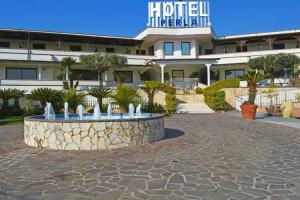 Hotel & Perla, Капаччо