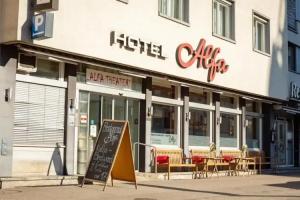 Hotel «Alfa», Базель