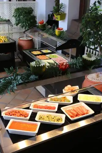 Beverly Hills Suites - Excels & Resorts - 21