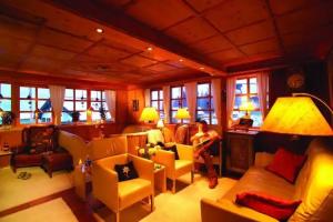 Hotel «Ilga», Лех