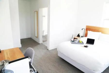 Urbanica The Meridian - 1