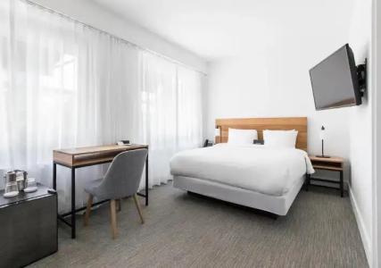 Urbanica The Meridian - 9