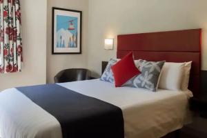 Hotel «Palarine», Эртс