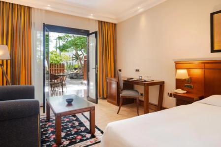 Villa Vik - Boutique - 16