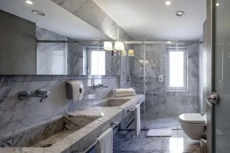 The Gate 30 Suites - 111