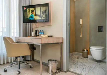 The Gate 30 Suites - 41