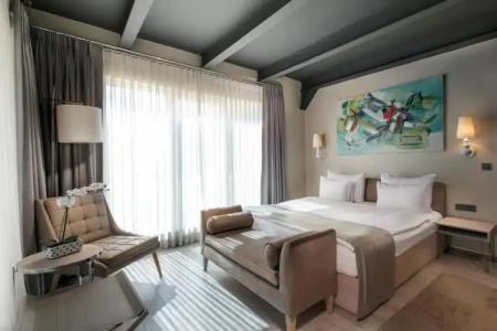 The Gate 30 Suites - 81