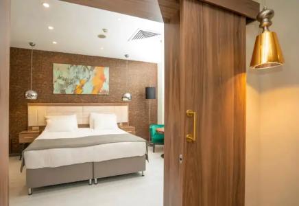 The Gate 30 Suites - 44
