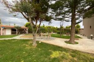 The Santo George Beach Resort, Амудара