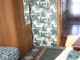 Двухместный номер с 2 отдельными кроватями и общей ванной комнатой