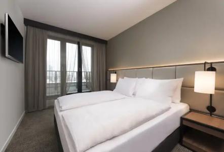 Adina Apartment Frankfurt Westend - 3