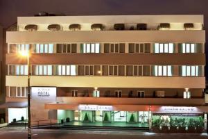 Stelle Hotel The Businest, Неаполь
