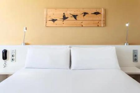 B&B Barcelona Viladecans - 61