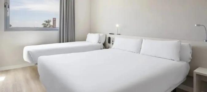 B&B Barcelona Viladecans - 65