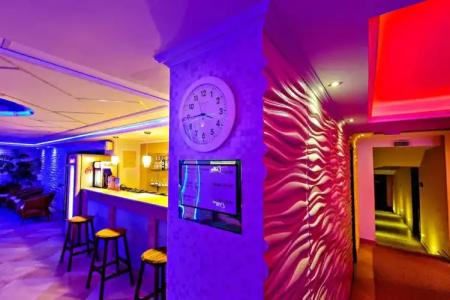 Метрополь - 33