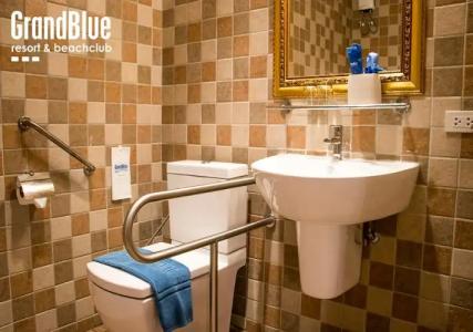 GrandBlue Resort & Beachclub - 35