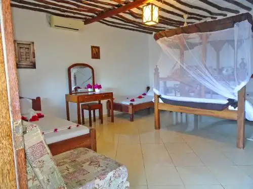 The Dhow Club, Zanzibar - 12