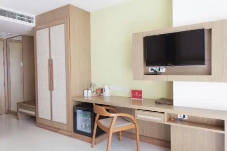 Zen Premium Marlin Plaza - 17