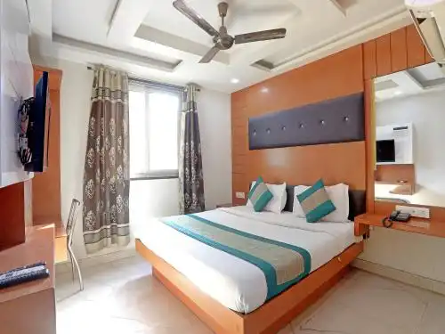 The Tashkent - Couple Friendly Stays - 22