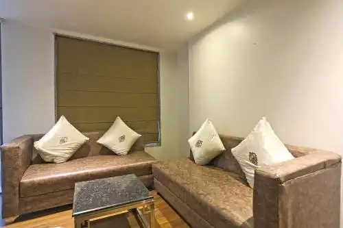 The Tashkent - Couple Friendly Stays - 35