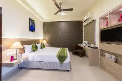 Treebo Trend Nestlay Casa Egmore - 17