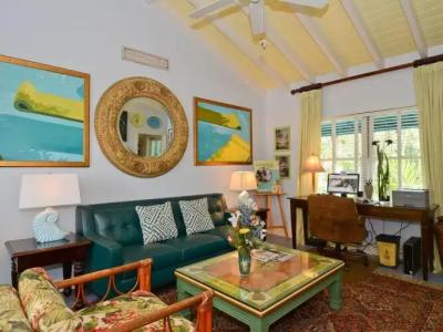 Pineapple Point Guesthouse & Resort - Gay Men's Resort - 4