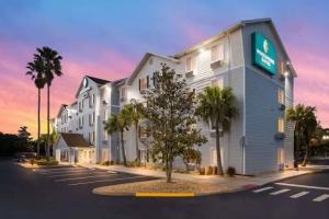 Отель «WoodSpring Suites Orlando Clarcona - Maitland», Орландо