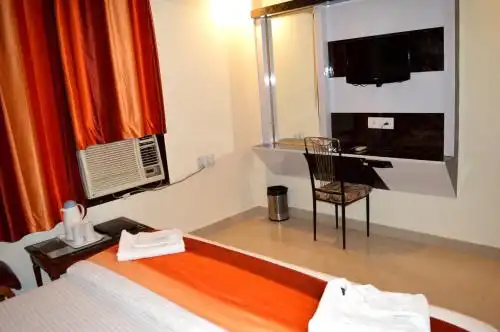 Su Shree Continental 5 Minutes Walk From New Delhi Railway Station - 7