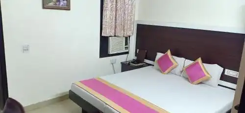 Su Shree Continental 5 Minutes Walk From New Delhi Railway Station - 11