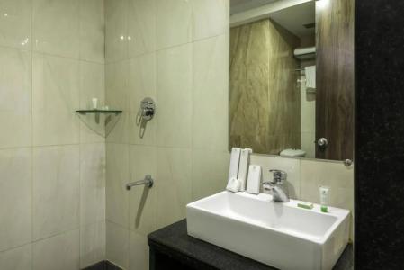 MySpaces Silverstar - 19